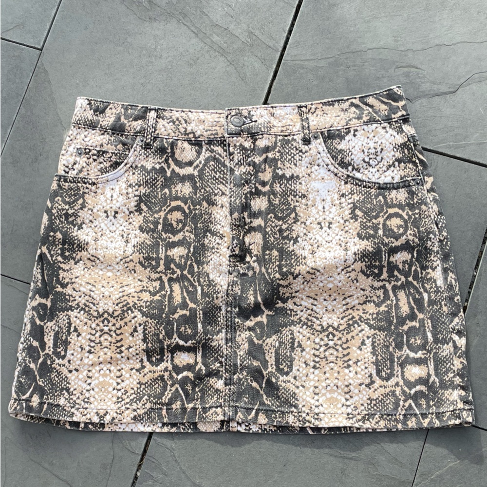 Top‎ shop  brown snakeskin denim skirt size 10